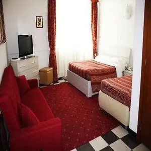 Giulietta E Romeo 3* Casal Palocco