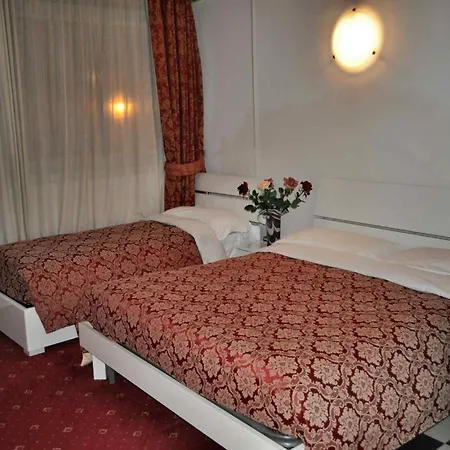 Giulietta E Romeo Hotel Casal Palocco